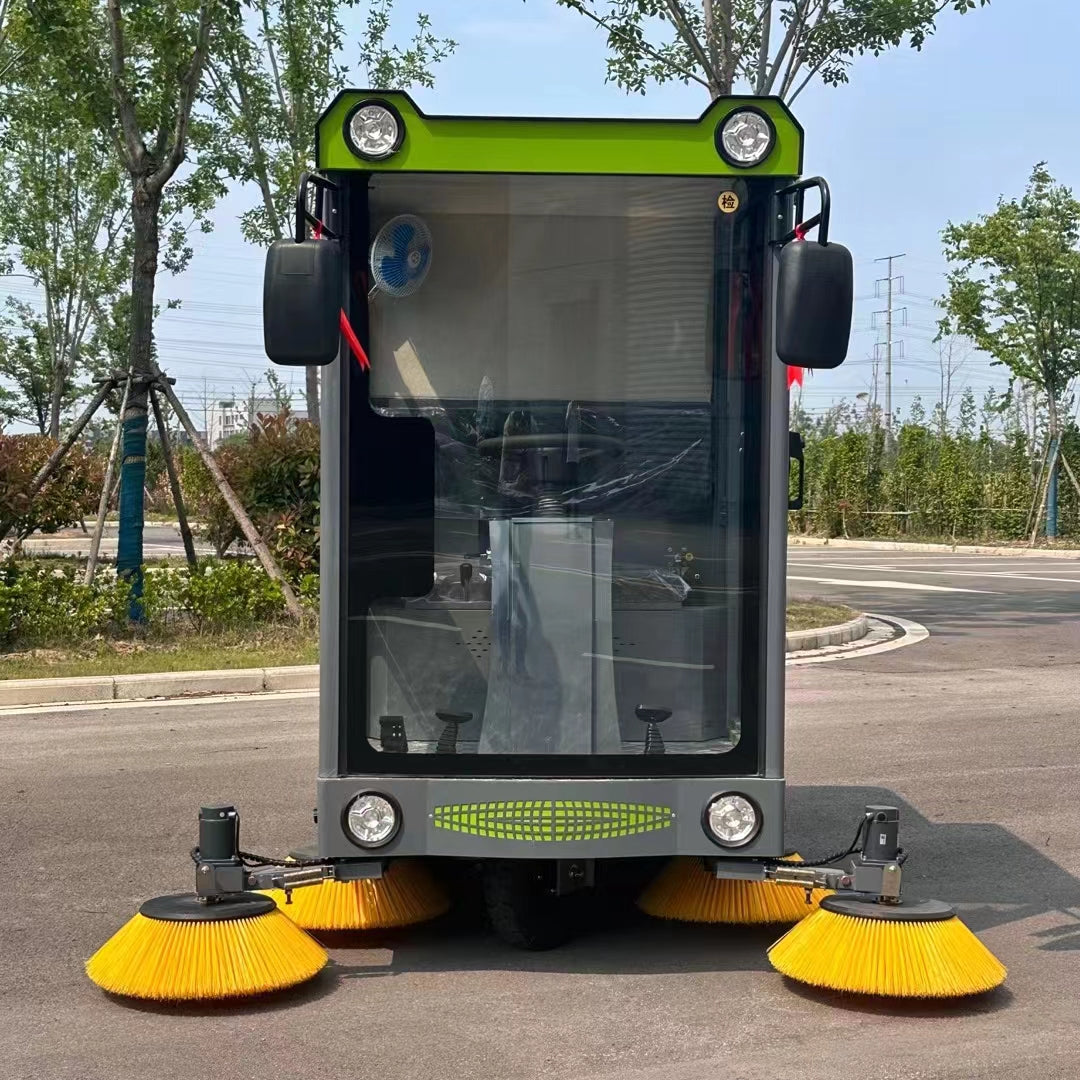 YX-21A Electric Street Sweeper 2100mm Sweeping Width 9000-16000㎡/h Efficiency 48V Drive Intelligent Control