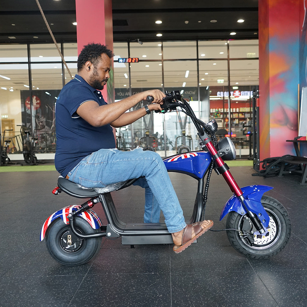 X1 Kick Harley-style motorcycle, Top Speed 25kmh, 25km Range, 1200W