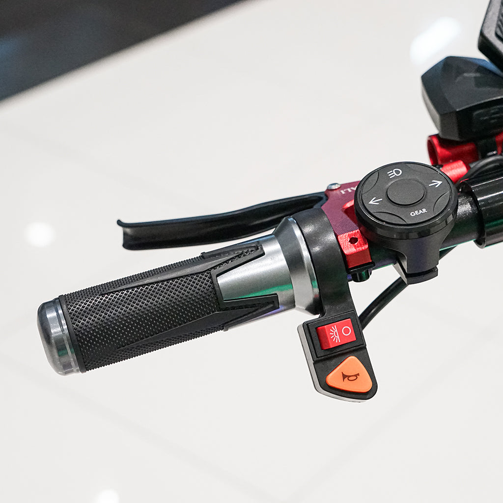 DK-11 LED 11 inch Wide tire Electric Kick Electric scooter, Top Speed 25kmh, 40km Range, 2800W X2