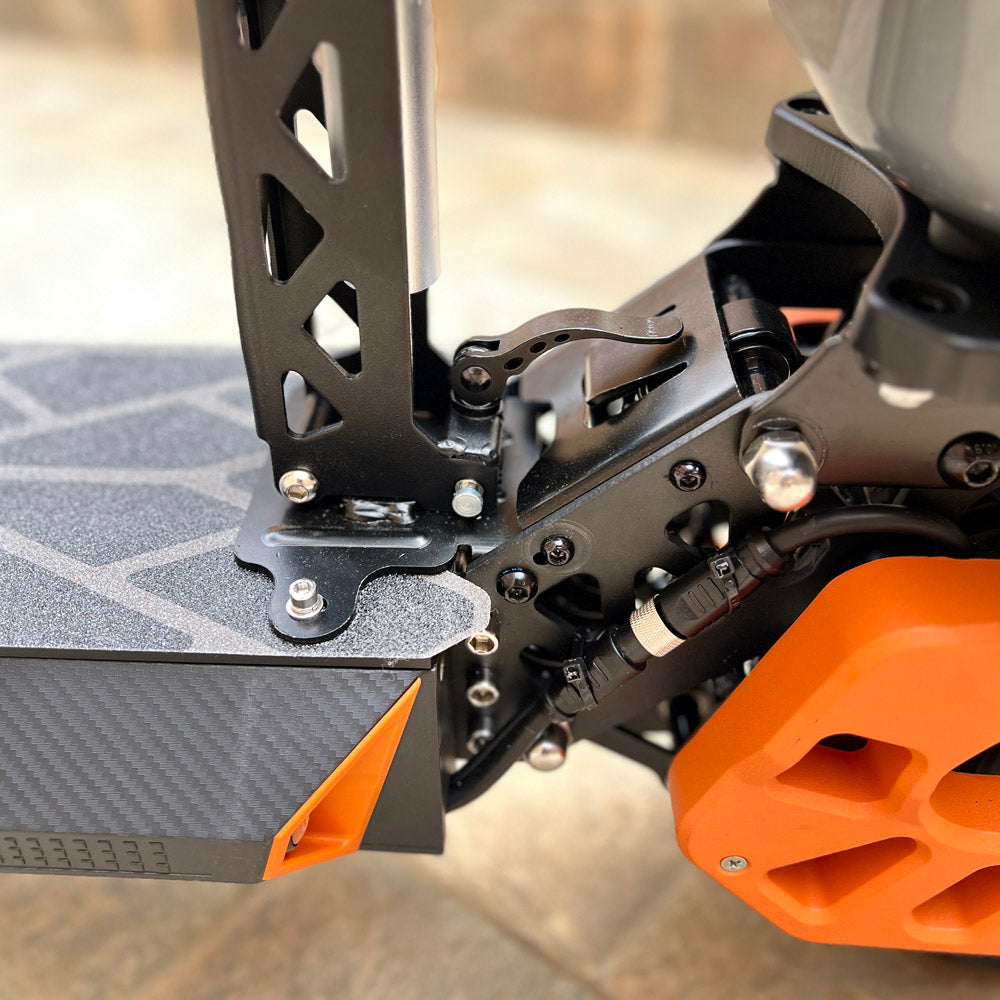 M4 Max dual drive with APP Electric scooter, Top Speed 25kmh, 35km Range, 1200Wx2