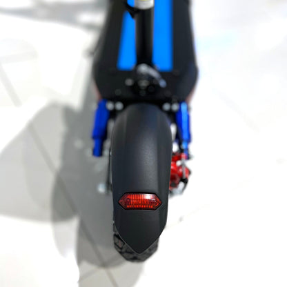 V10 pro Fast Speed Electric Kick Electric scooter, Top Speed 25kmh, 30km Range, 1200W