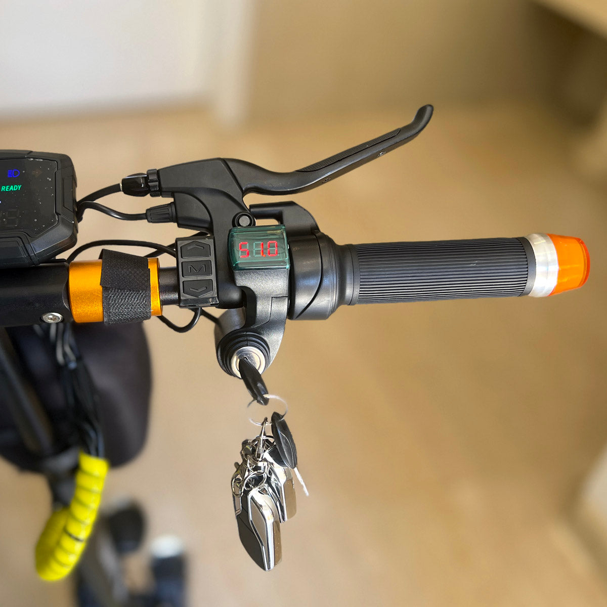 V10+ PRO 10 inch Wide tire Kick Electric scooter, Top Speed 25kmh, 45km Range, 1500W