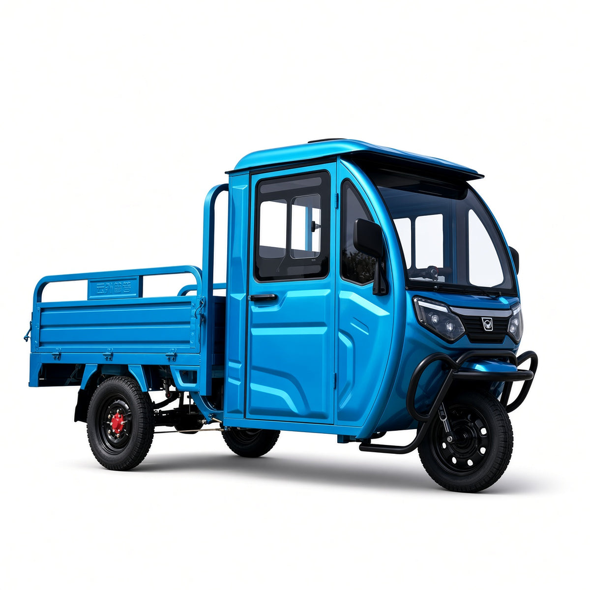 Q8 Enclosed Electric Cargo Tricycle 600-800kg Load 70-90km Range 30-50km/h 2-Seater