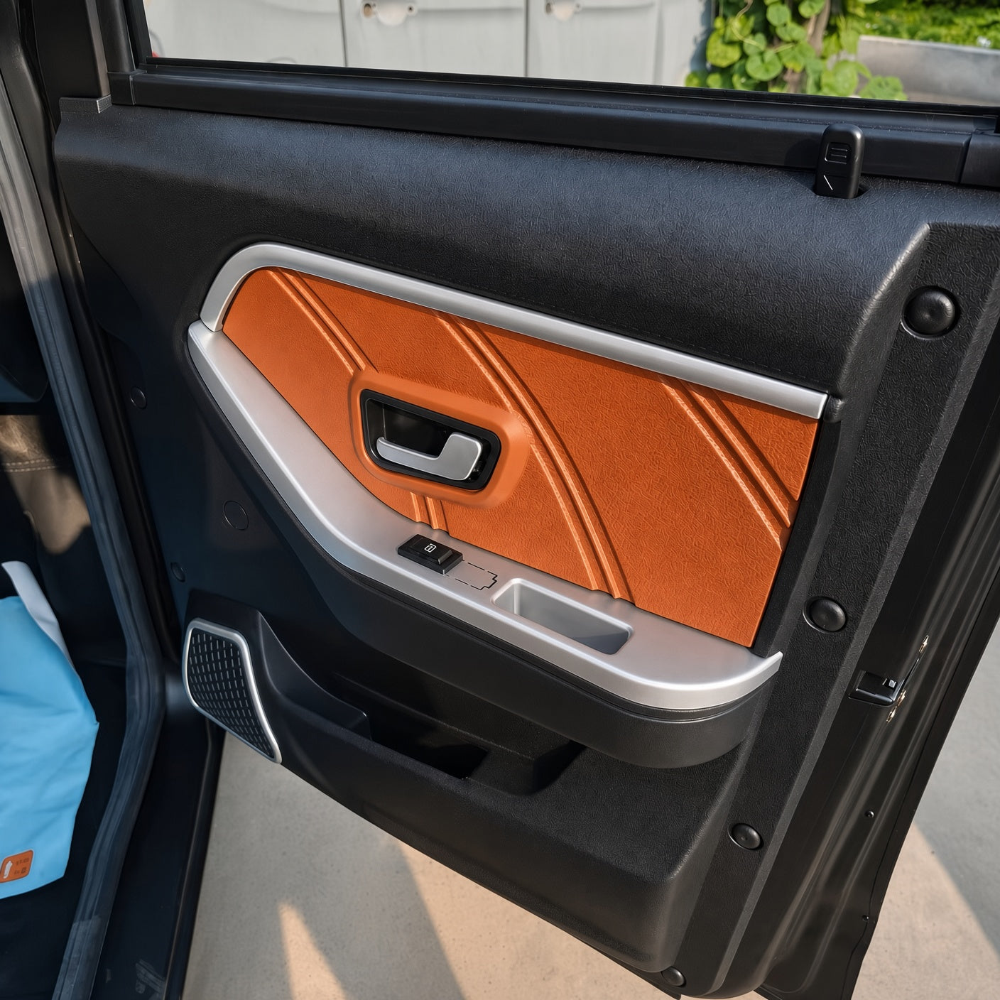 Oushang Pickup 4-Wheel Electric Truck 2000W Motor 40-50km/h Top Speed 80-100km Range for City Cargo